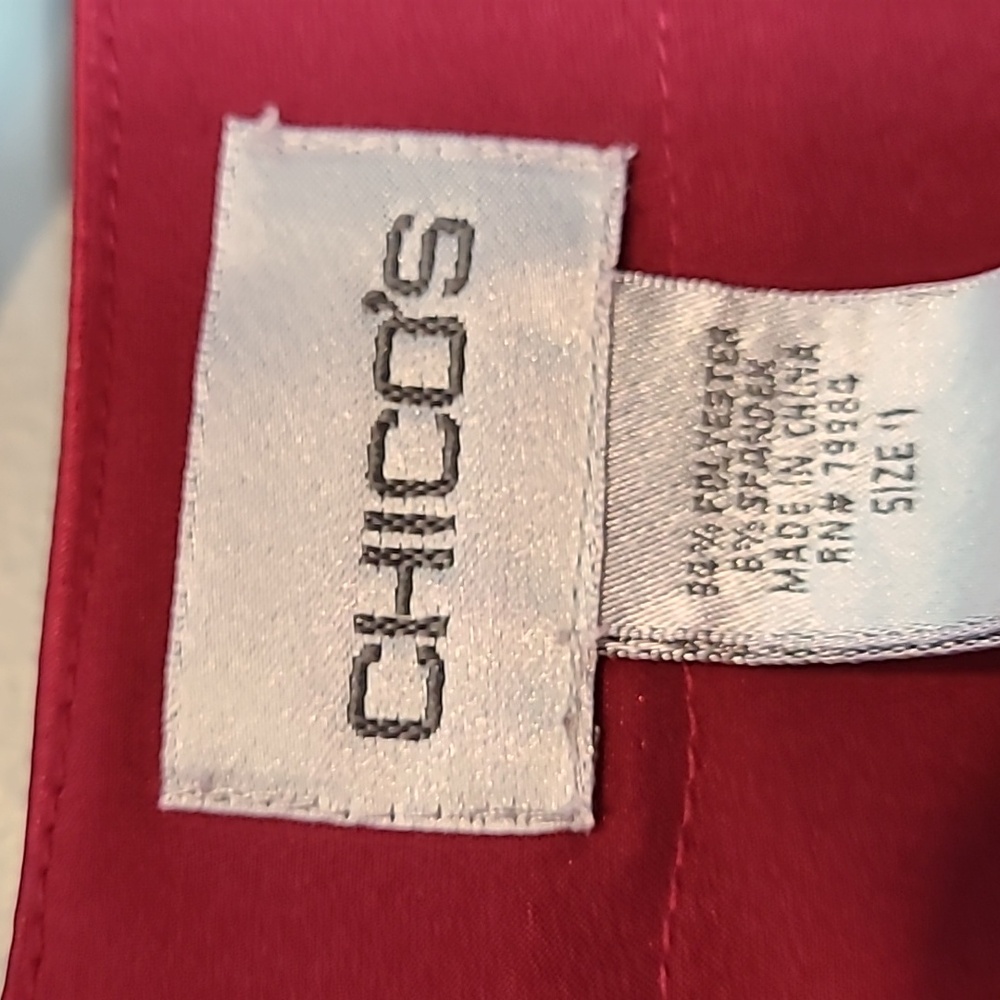Chicos Satin Wrap Top Red Luxury Holiday Silky Size Medium Dark Romantic - Picture 4 of 6